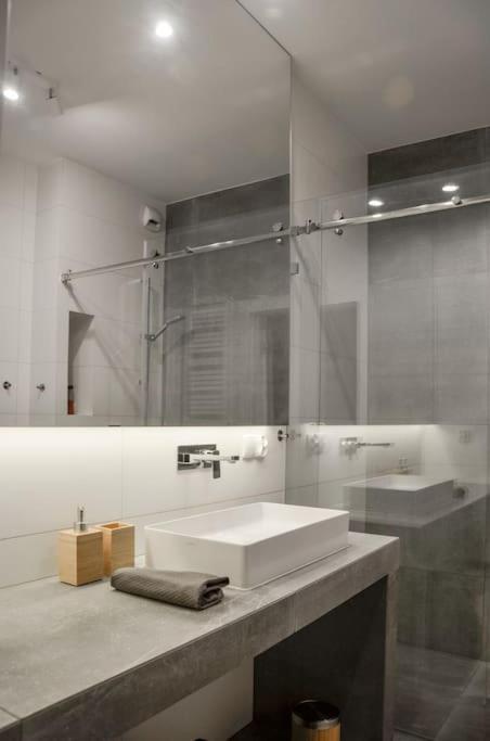 Platinum Jaglana Apartment - Wyspa Spichrzow Gdaňsk Exteriér fotografie